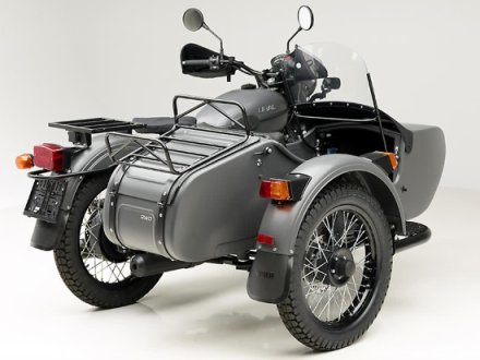 Conjunto moto y sidecar Ural Hybrid sin baul 